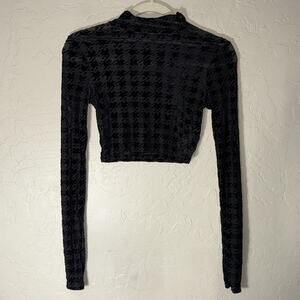 Naked wardrobe long sleeve mock neck crop tops